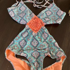 Xhilaration swimsuit